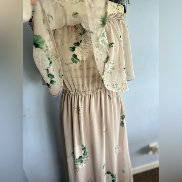 Show me your mumu The Hacienda Maxi's versatile ruffle top - Picture 5 of 14